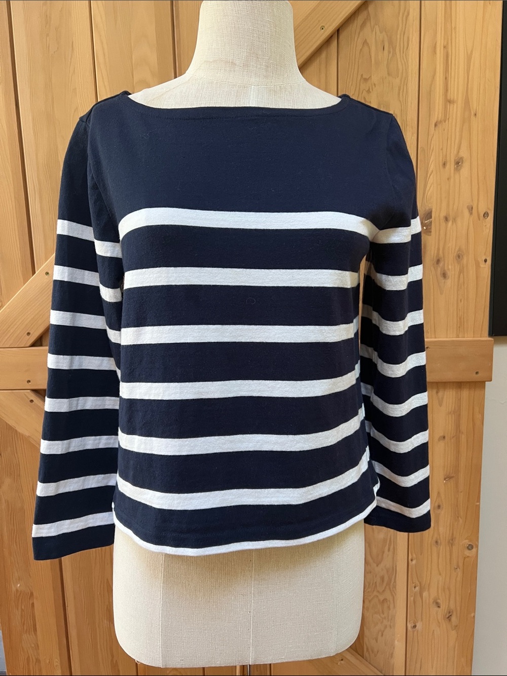 EUC J Crew classic fit striped t-shirt size Small